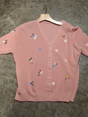 V-Neck Pink Floral Embroidered Button-Front Top